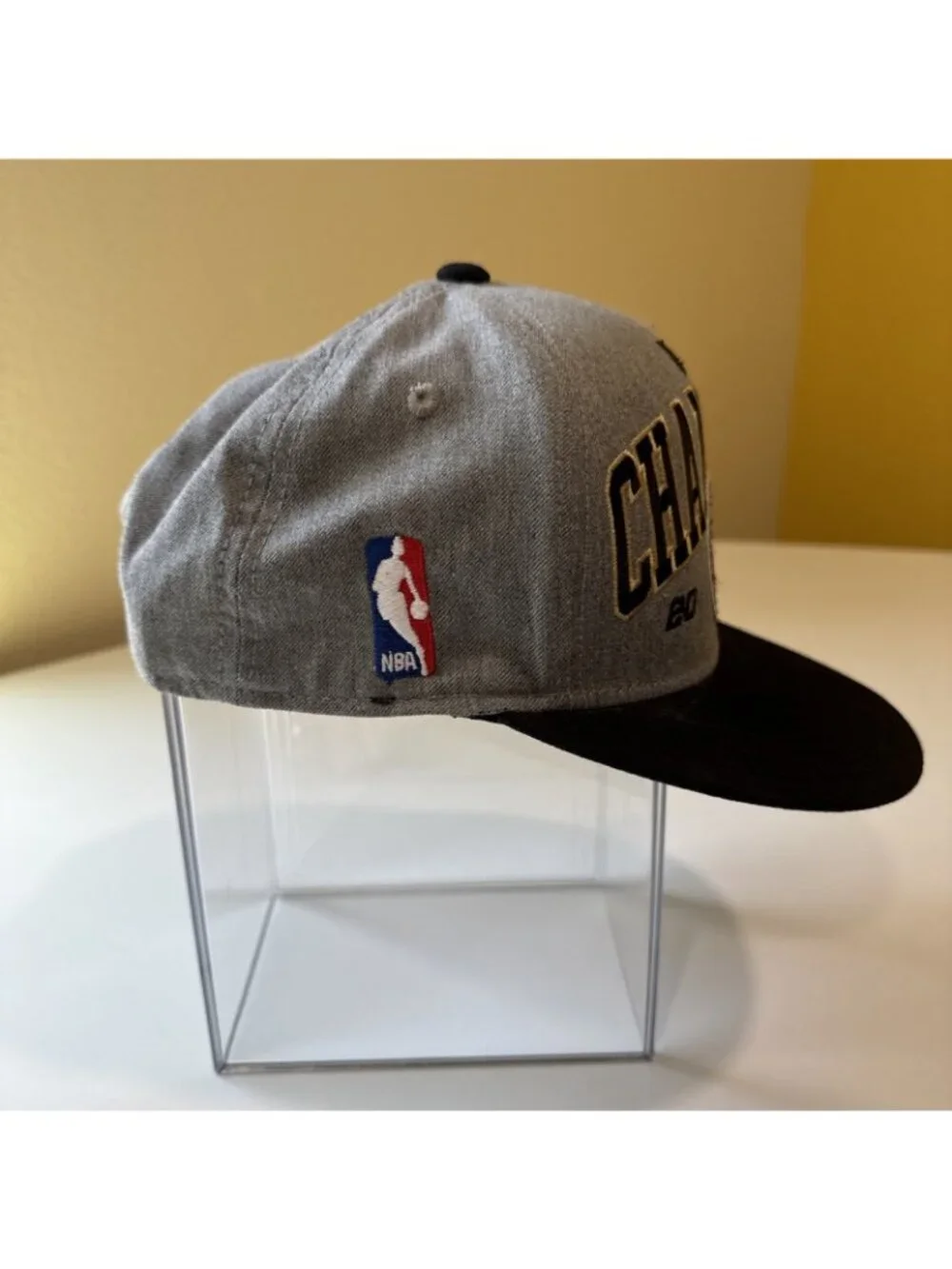 ADIDAS Mavericks 2011 NBA Championship Locker Room Snapback Hat RARE
